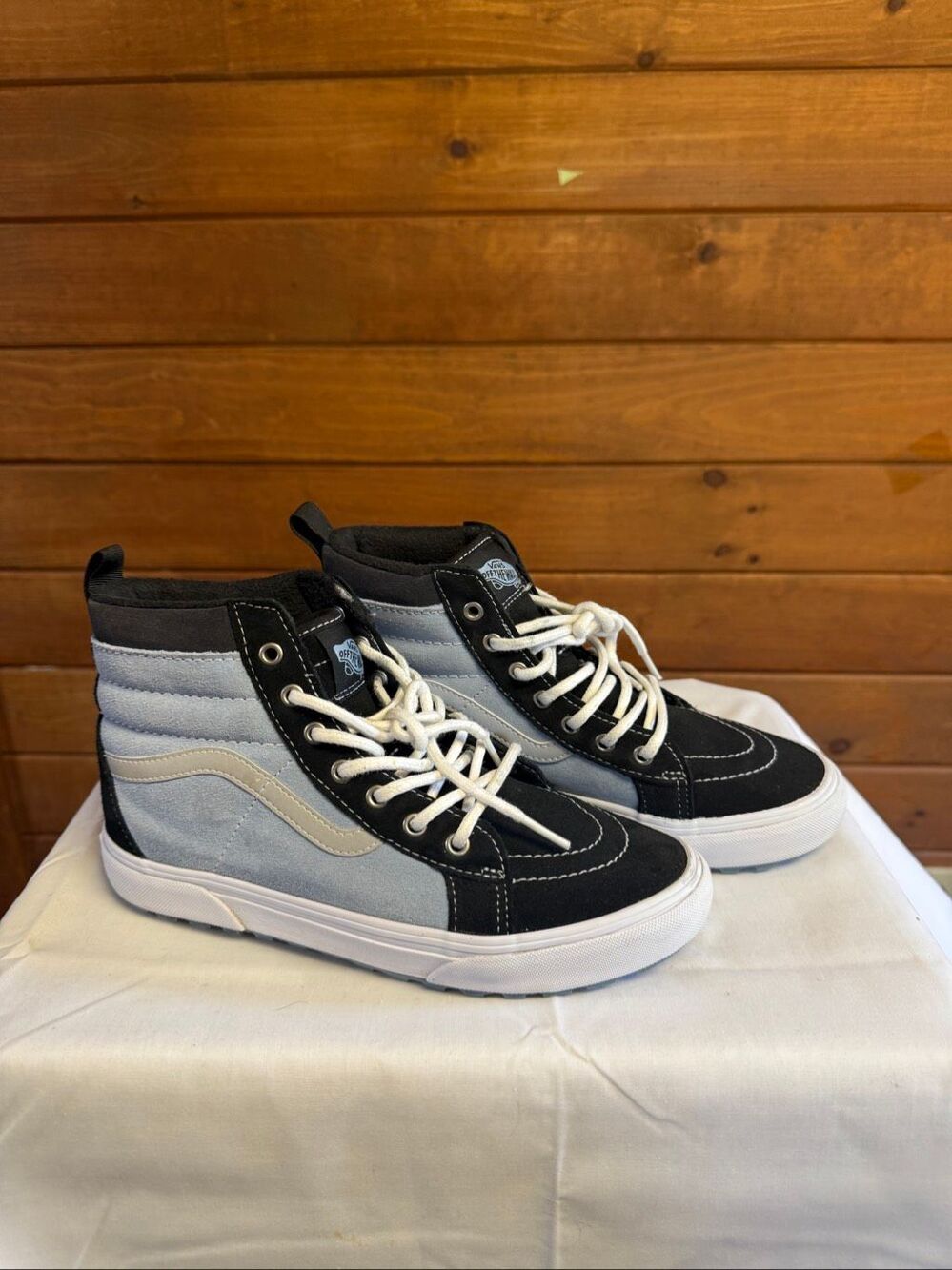 Vans Sk8-Hi MTE-1 Ashley Blue/Black, Sz 6 Juniors (Big Kids)